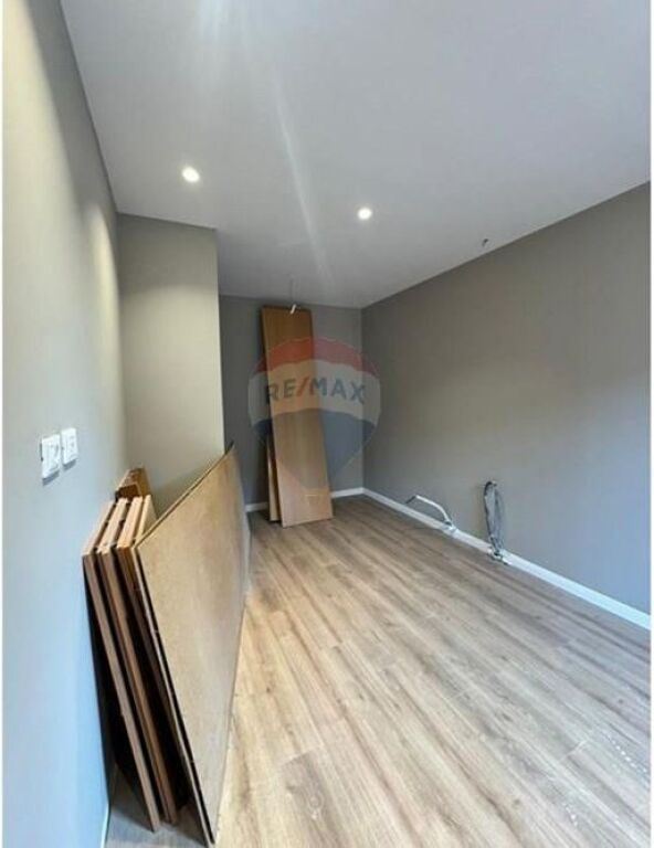 Apartment 1+1 for sale on Elbasani Street