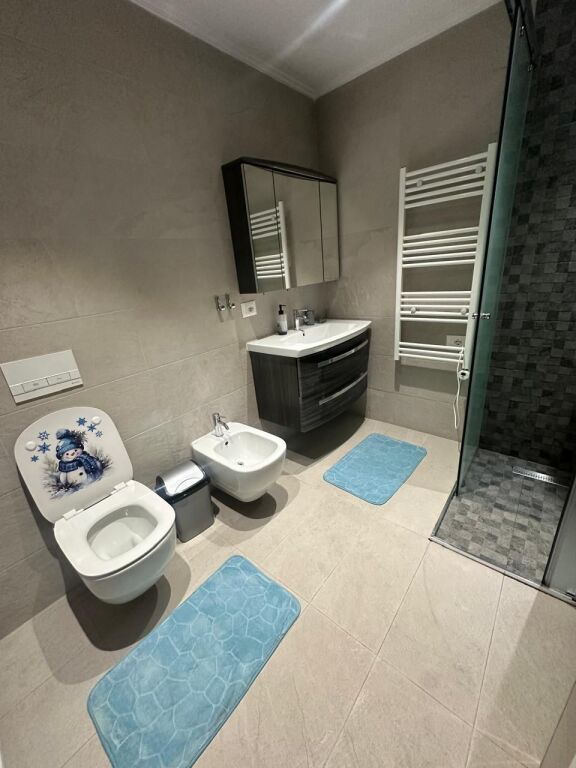 2+1 apartment for rent on Kavaja Street opposite Delijorgji