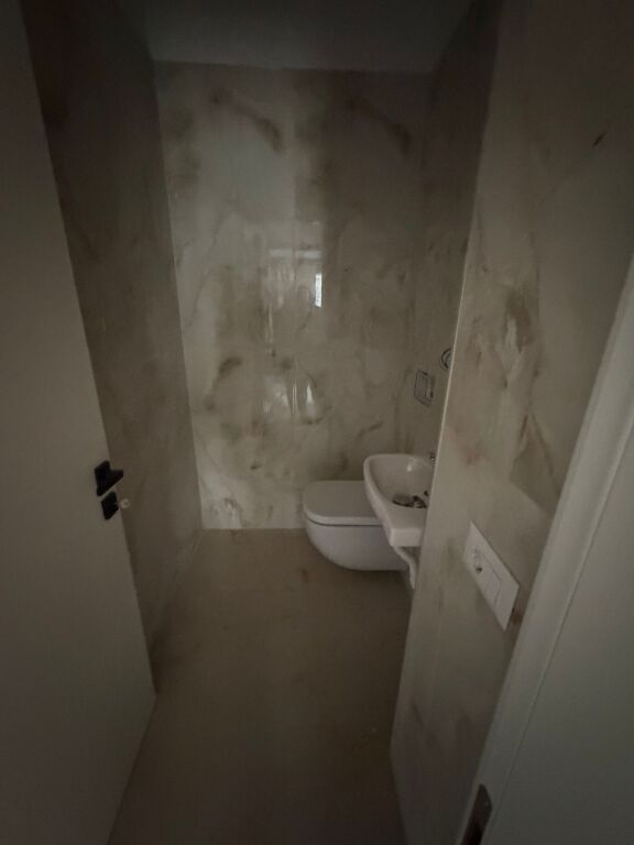 3+1, complesso del 2025, campo di aviazione arredato, 900 euro