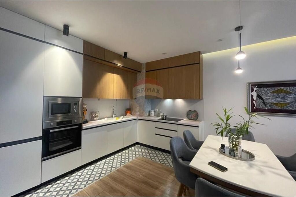 Apartament - Për Shitje - Kodra e Priftit, Tiranë(ID: 530551001-201)