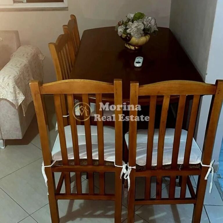 Qera | Shtëpi private 1 + 1 | Ish Parku i Autobuzave | 450 €/muaj