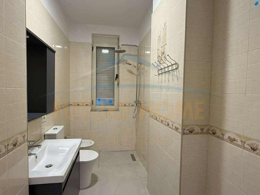 Shitet Apartament 2+1+2, Vila L , Tirane