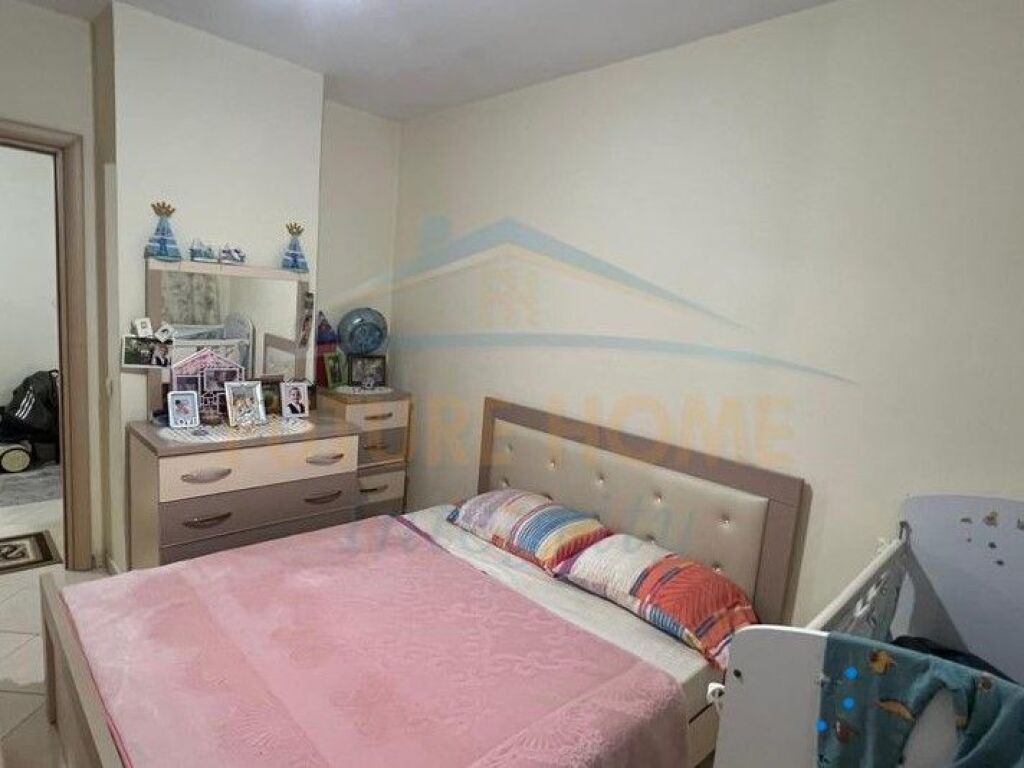 Shitet, Apartament 2+1, Misto Mame, Tiranë.
