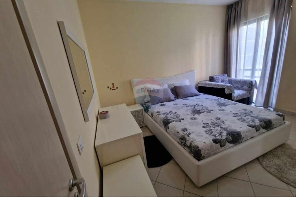 Jepet me Qira Apartamenti 1+1