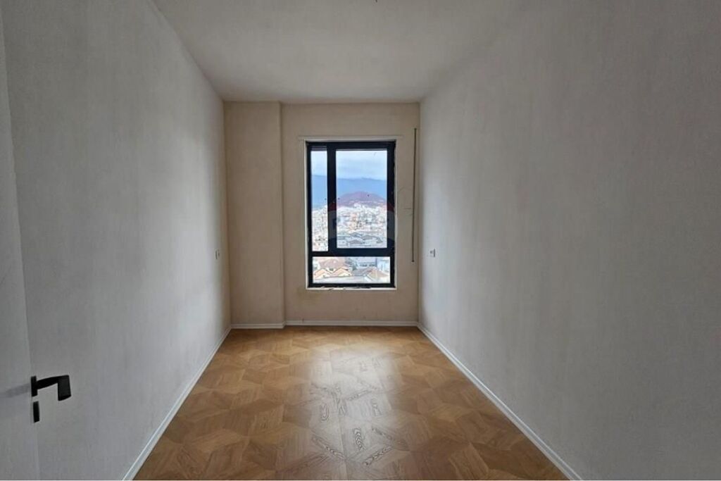 Appartamento 3+1 in vendita a 5-Maji!