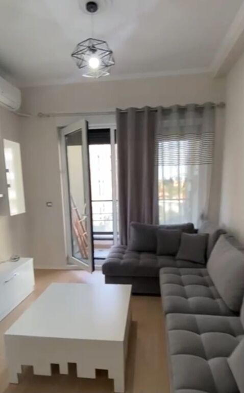 Appartamento 1+1 in affitto a 21 Dhjetori/Complesso Magnet (50.000 Leke)