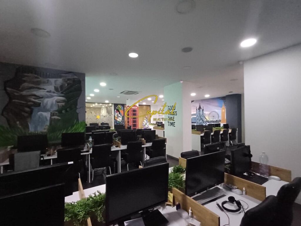 SHITET AMBIENT BIZNESI 202 M2 RRUGA E KAVAJES 800.000 EURO