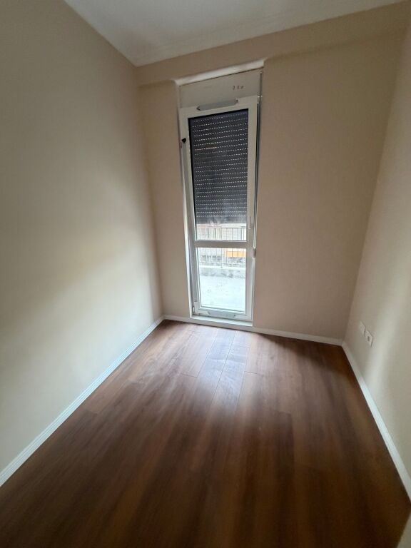 3+1, complesso del 2025, campo di aviazione arredato, 900 euro