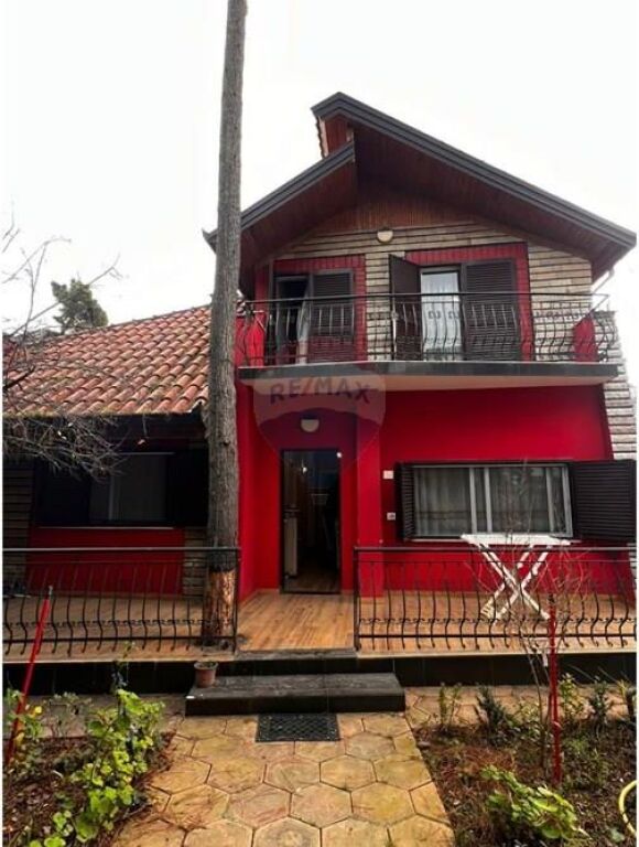 Vilë - Për Shitje - Mali i Robit, Durrës !