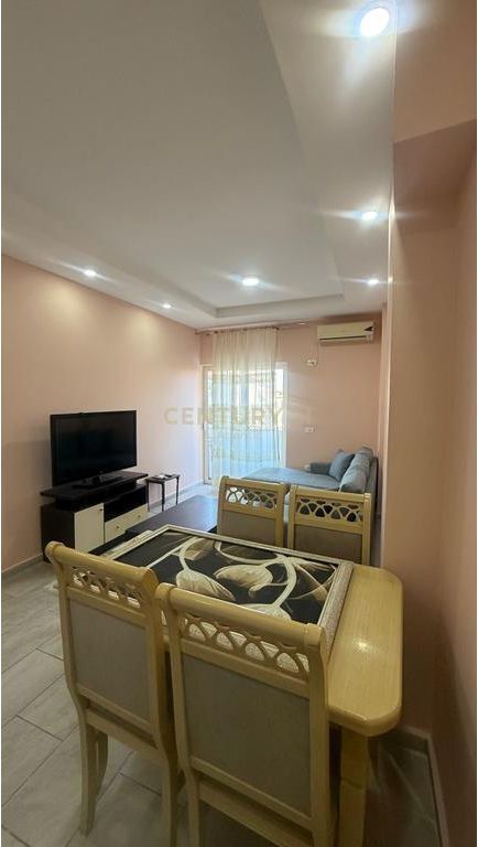 Apartament 1+1 Me Qira në Plazh Rrota e Kuqe, Durrës - 330€