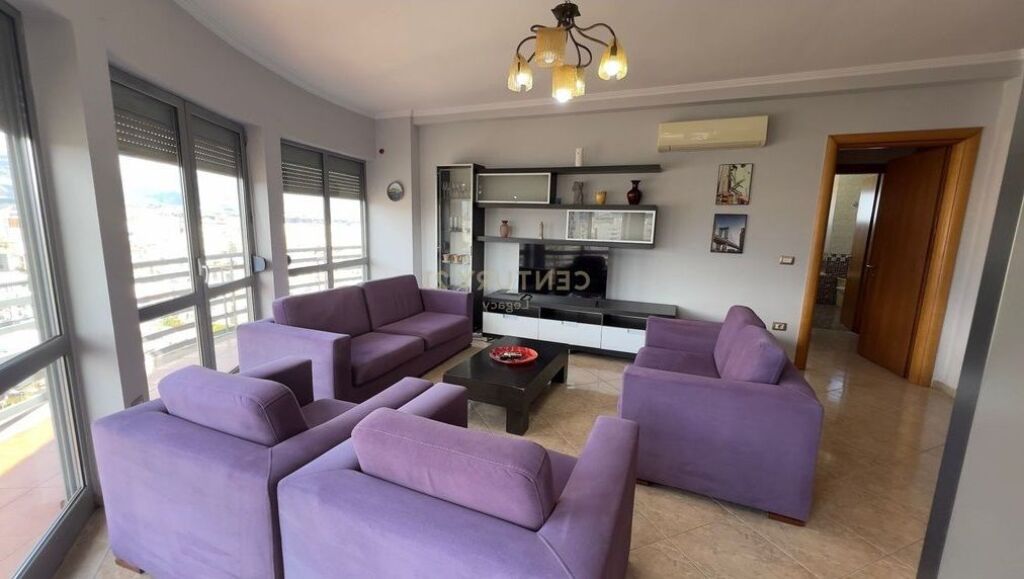 Affittasi 2+1+2 presso Qatar Center