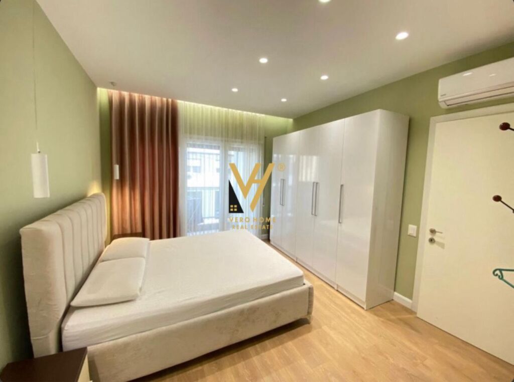 JEPET APARTAMENT 2+1+2+BLK ME QIRA TE RRUGA E DIBRES 800 EURO