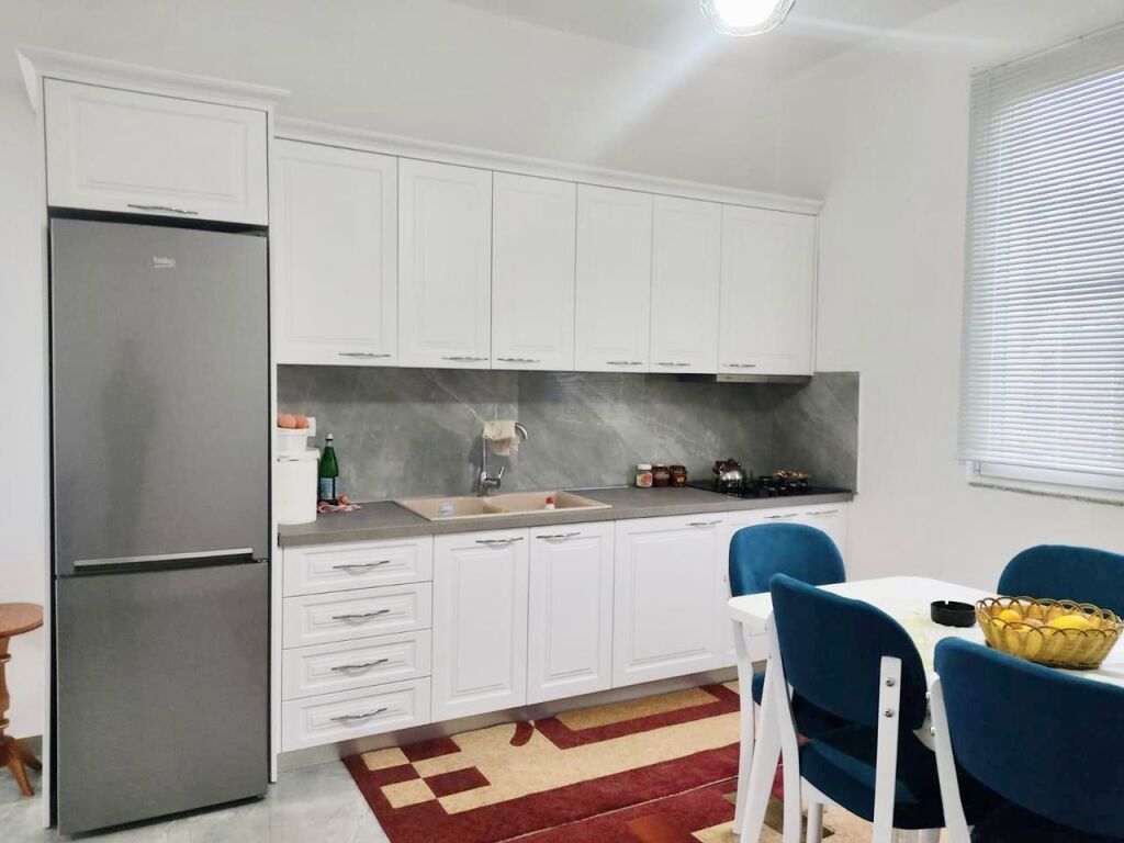 Shtepi private 1 kateshe me qira ne Baldushk