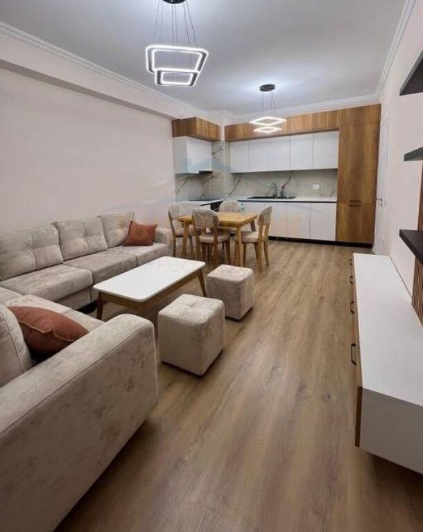 Affitto, Appartamento 2+1+POSTO AUTO, Anello Nuovo, Tirana