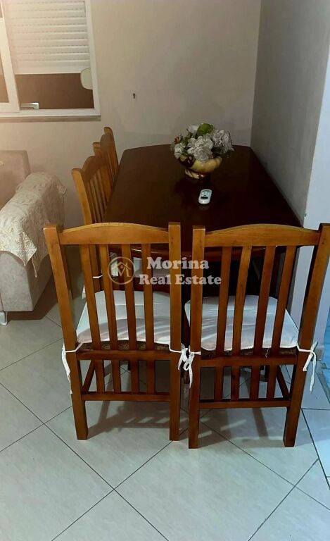 Qera | Shtëpi private 1 + 1 | Ish Parku i Autobuzave | 450 €/muaj