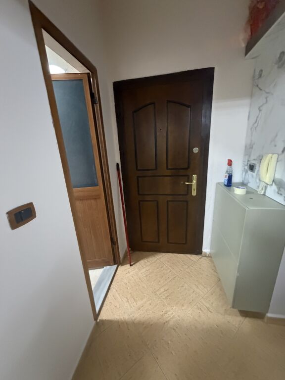 1+1,i mobiluar te mbikalimi i komunes,500 mije leke