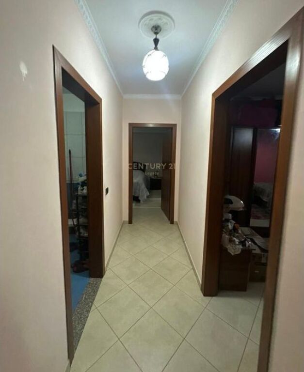Apartament ne shitje 3+1 (i konvertuar) tek Fresku