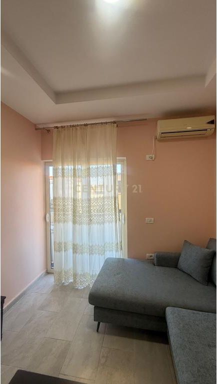 Apartament 1+1 Me Qira në Plazh Rrota e Kuqe, Durrës - 330€