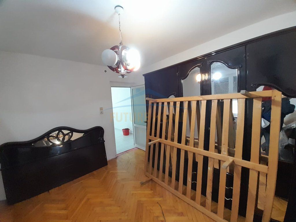 Rent , Apartment 1+1 , Zogu i 1 Boulevard , Tirana