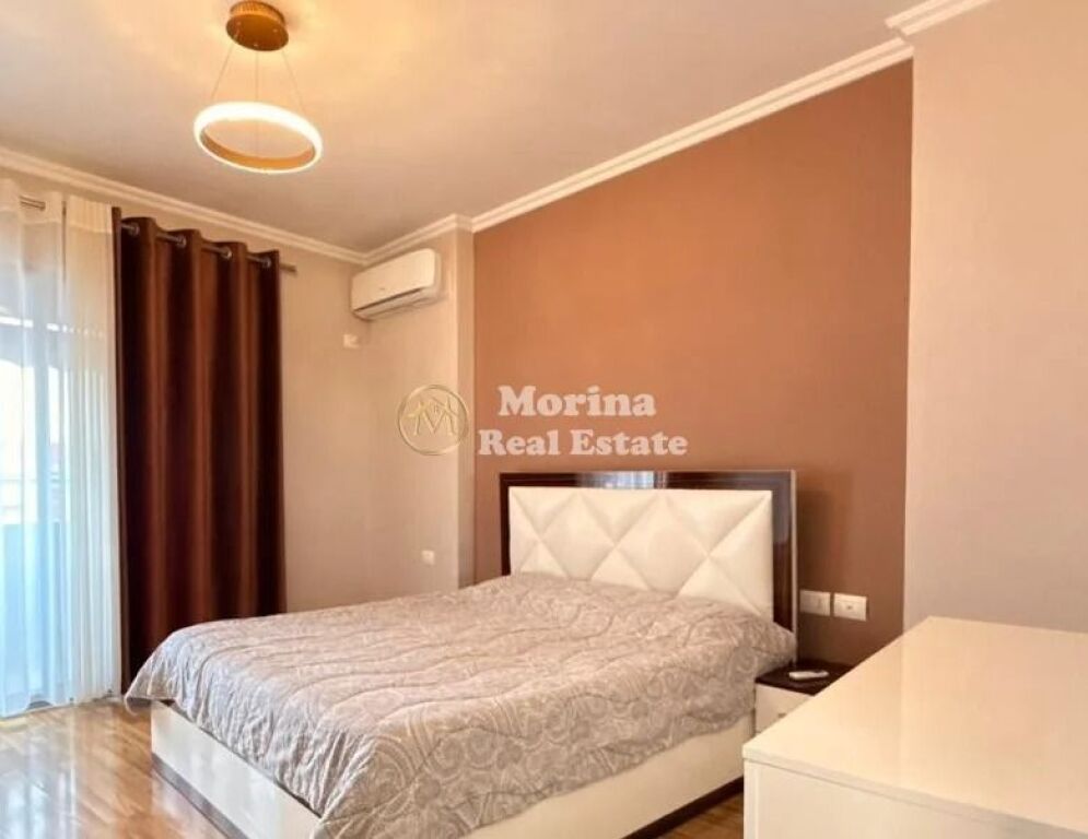 Affitto | Appartamento 2 + 1 | Astir | 650 €/mese