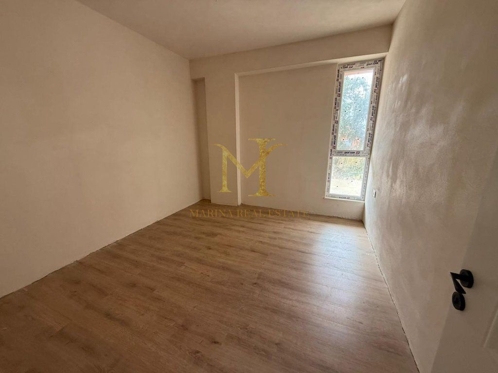 VENDESI APPARTAMENTO 1+1 A GOLEM MOLTO VICINO AL MARE!