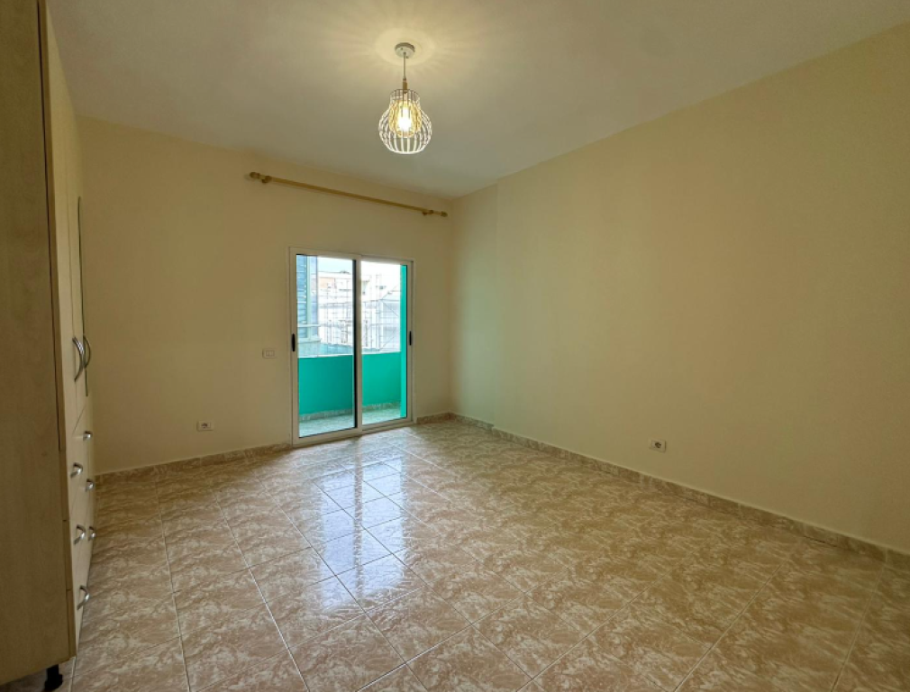 🏢 Affittasi Appartamento 3+1+2 – Comune di Parigi | Kristal Center