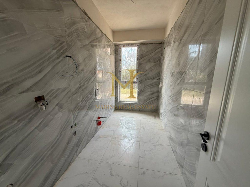 VENDESI APPARTAMENTO 1+1 A GOLEM MOLTO VICINO AL MARE!