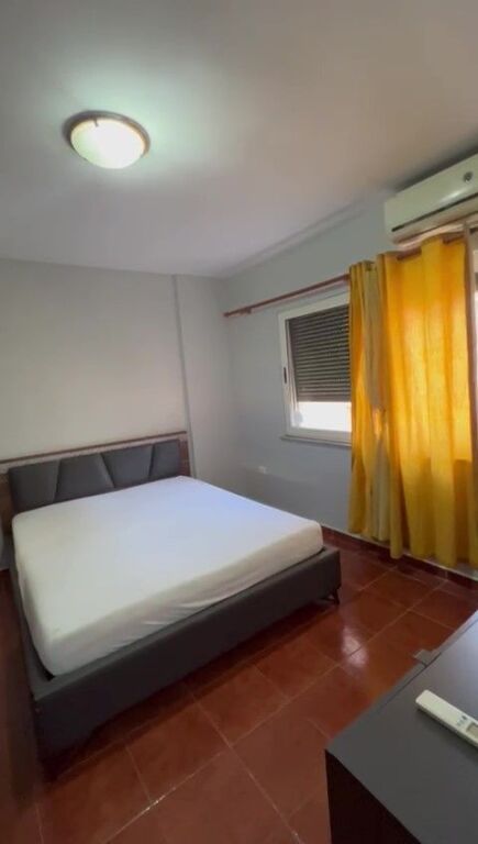 Komuna e Parisit, Apartament 3+1+2 Per Qira