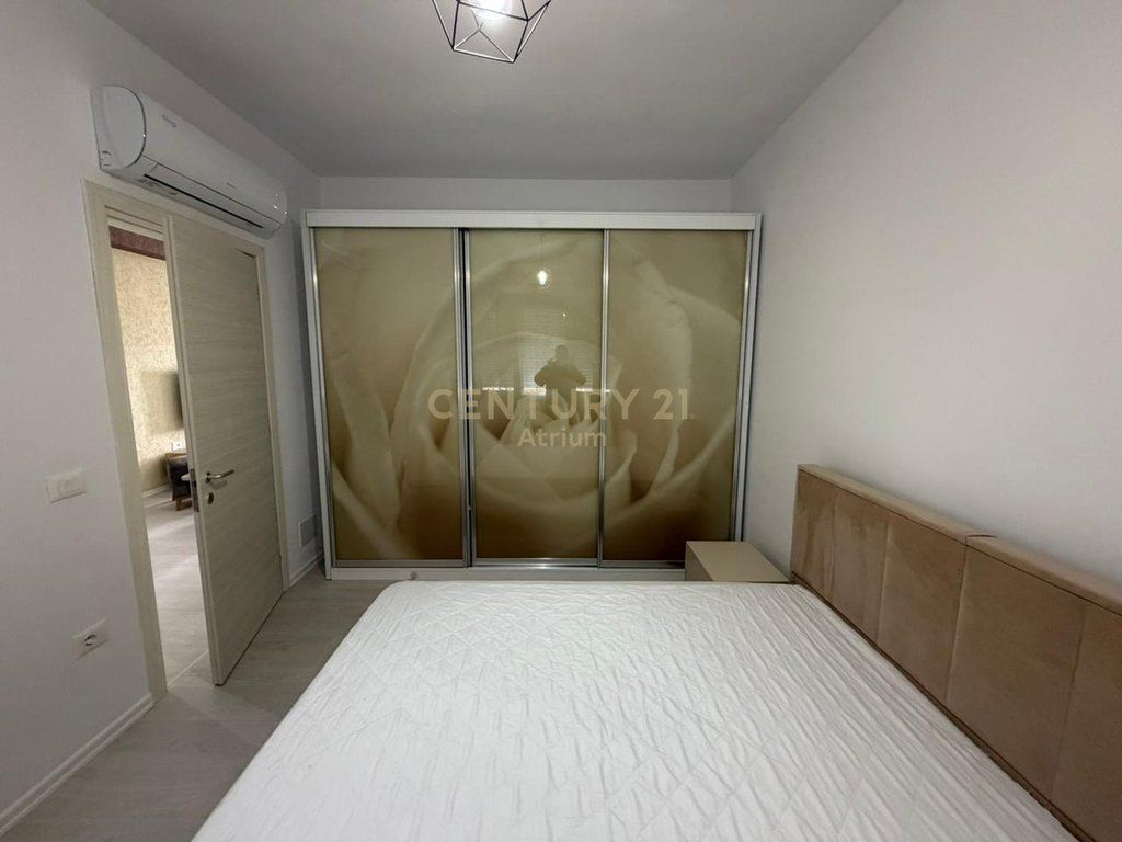 JEPET APARTAMENT 2+1+POST PARKIMI ME QIRA TEK " RIVER REZIDENCE " NE ASTIR !!!