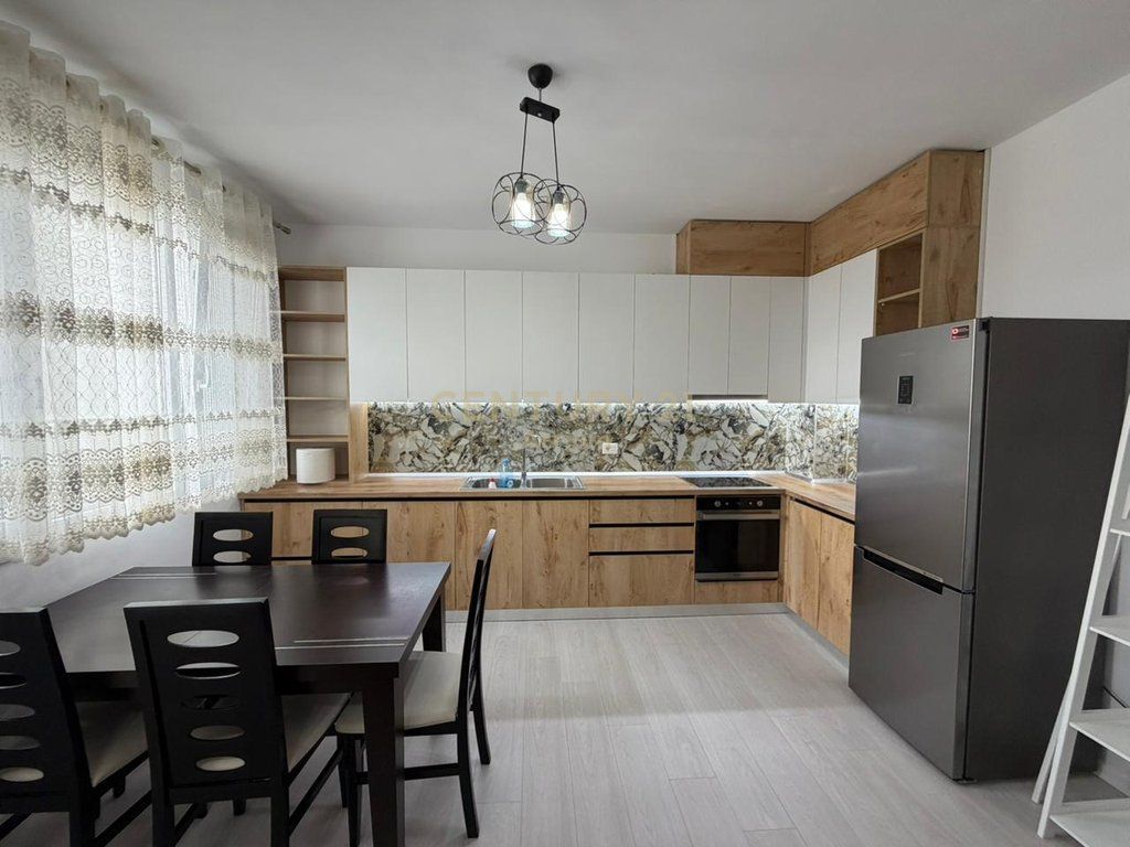 JEPET APARTAMENT 2+1+POST PARKIMI ME QIRA TEK " RIVER REZIDENCE " NE ASTIR !!!