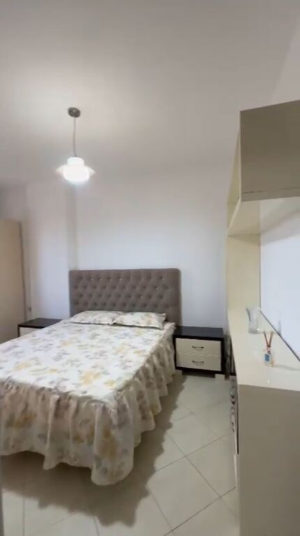 Appartamento 1+1 in affitto di fronte a Grandin