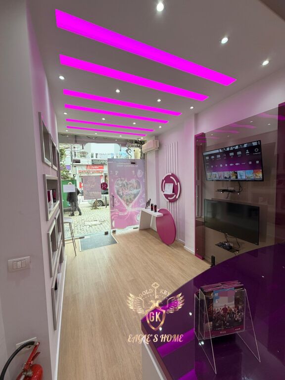 Ambjent Biznesi me QERA 📍DREJTORIA POLICIS DURRES