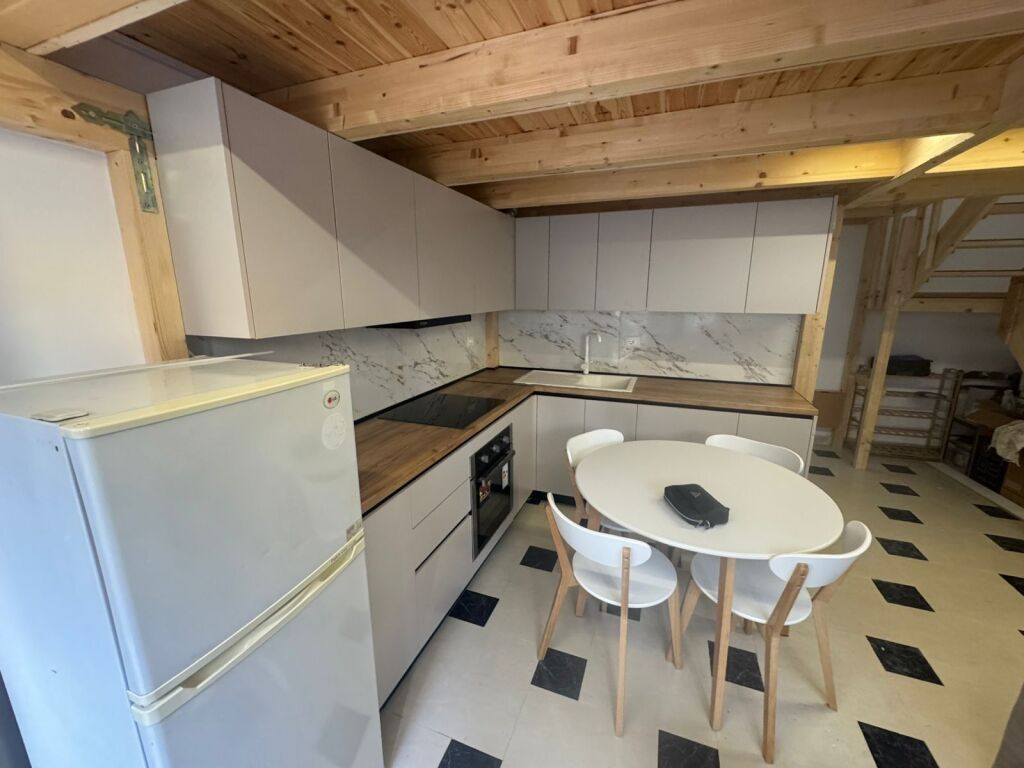 🏡 Duplex in affitto – Primo piano, Selvi