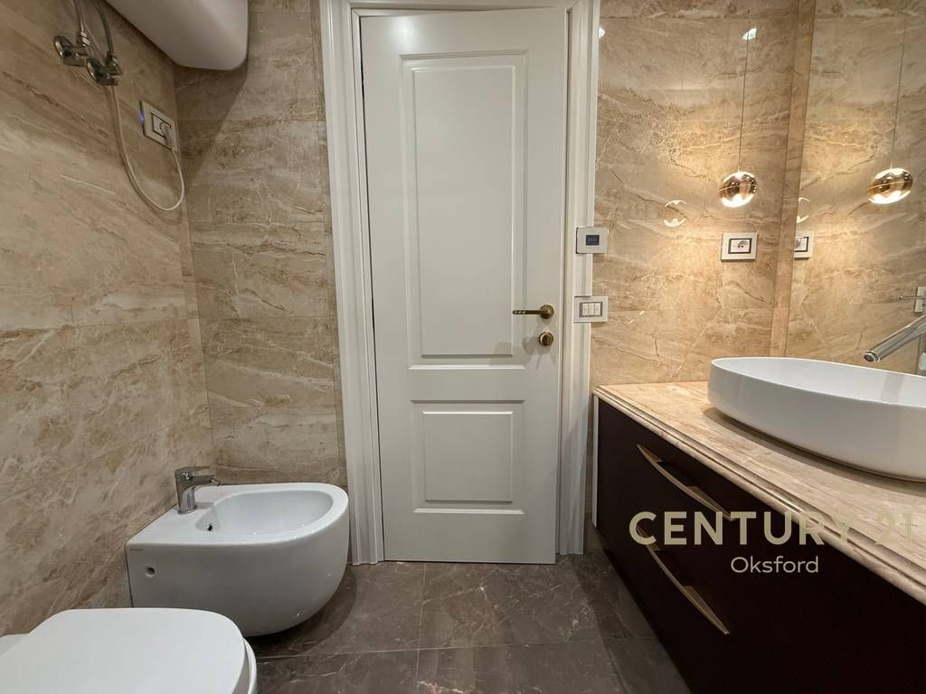 APARTAMENT 2+1+2 TEK LIQENI I THATE ME QERA