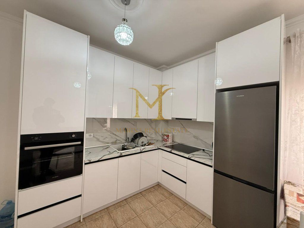 JEPET ME QERA APARTAMENT I SAPO RINOVUAR NE PLAZH ILIRIA , DURRES!