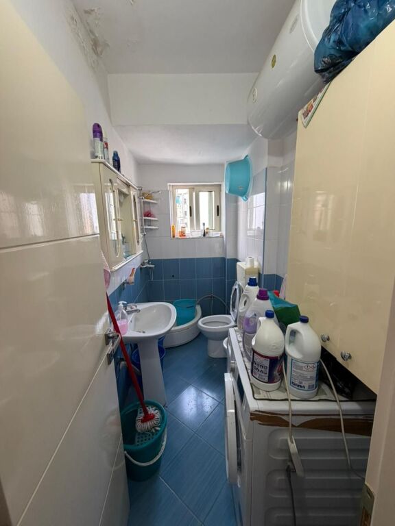 SHITET APARTAMENT 2+1 ,STACIONI I TRENIT, DURRES