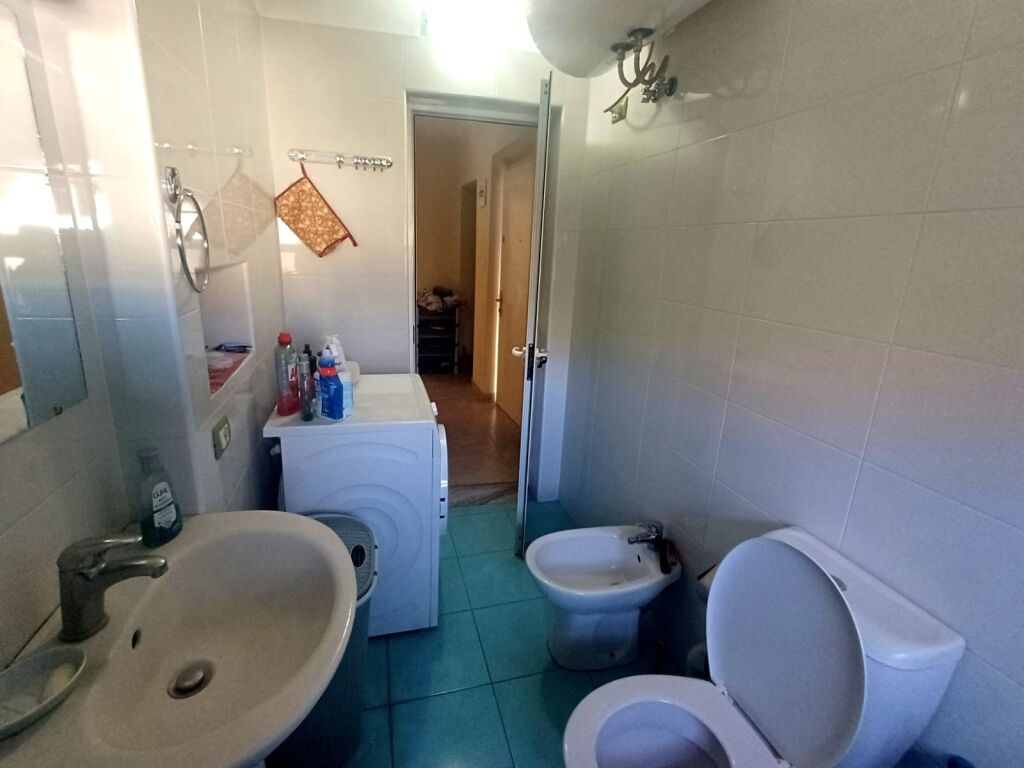 Apartament 2+1 me qira Ish Ekspozita (prane Gjykates) 550 euro