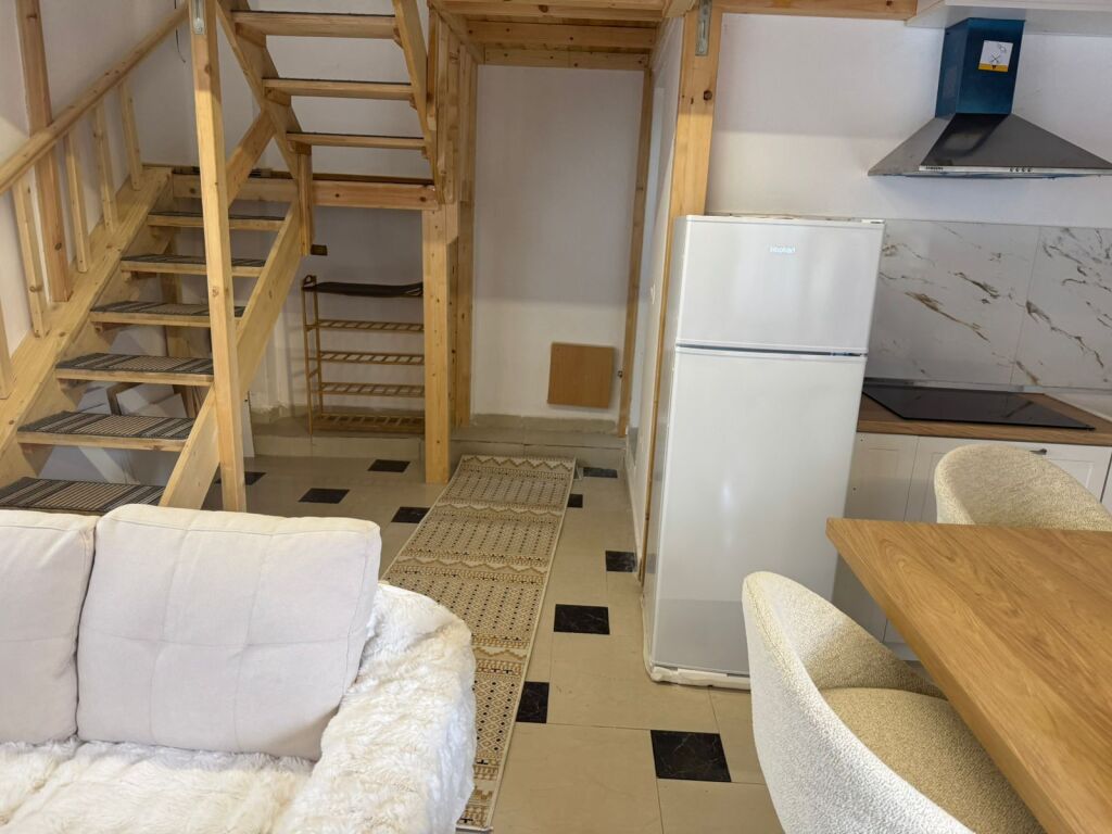 🏡 Duplex in affitto – Primo piano, Selvi