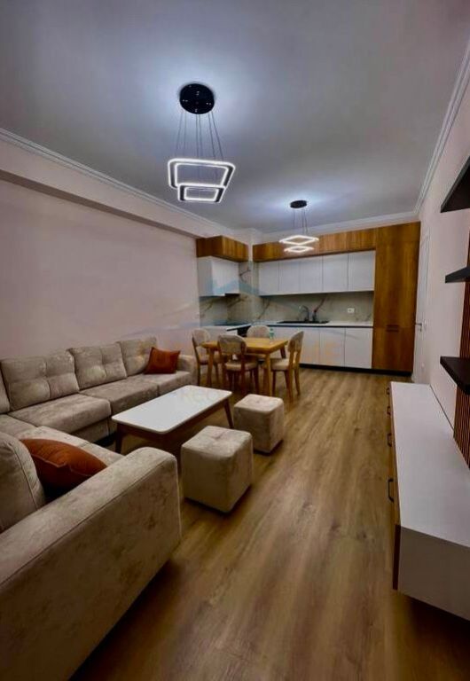 Affitto, Appartamento 2+1+Posto Auto, Nuovo Anello, Tirana