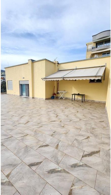 APPARTAMENTO 3+1+2 CON POSTO AUTO IN AFFITTO VICINO AL GIARDINO ZOOLOGICO