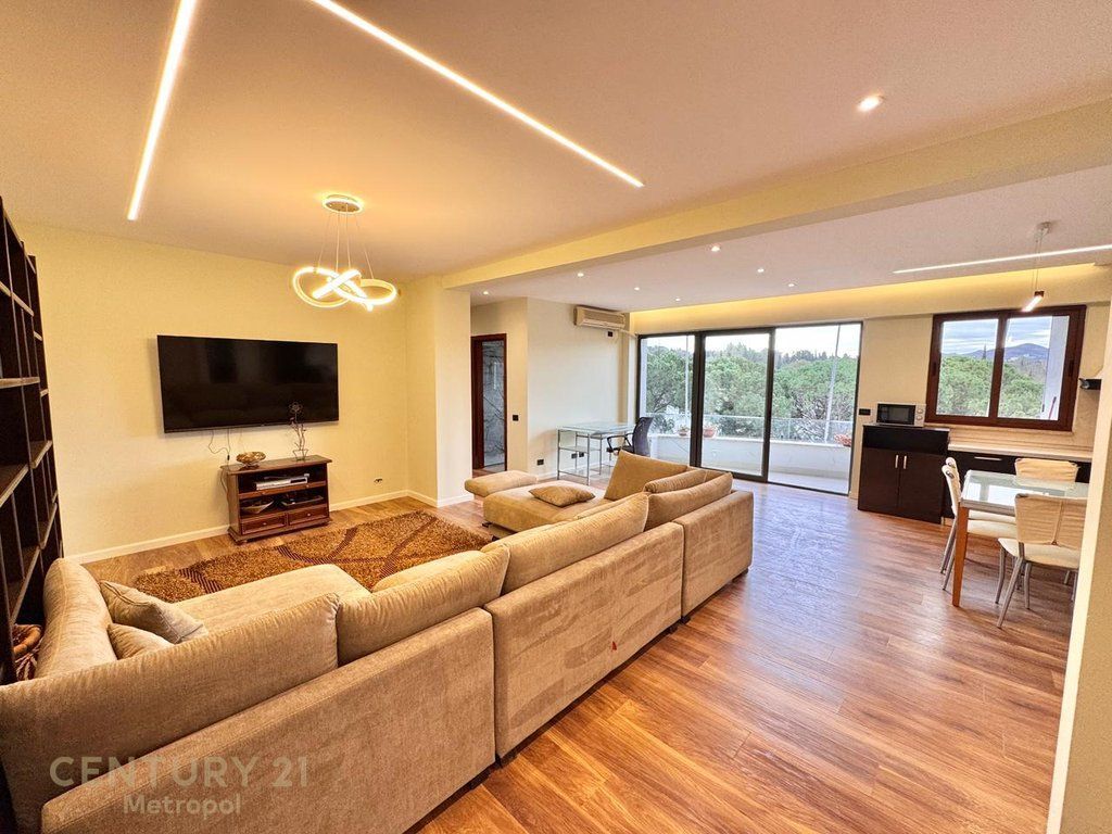 APARTMENT 2+1+2 FOR RENT NEAR AIR ALBANIA STADIUM