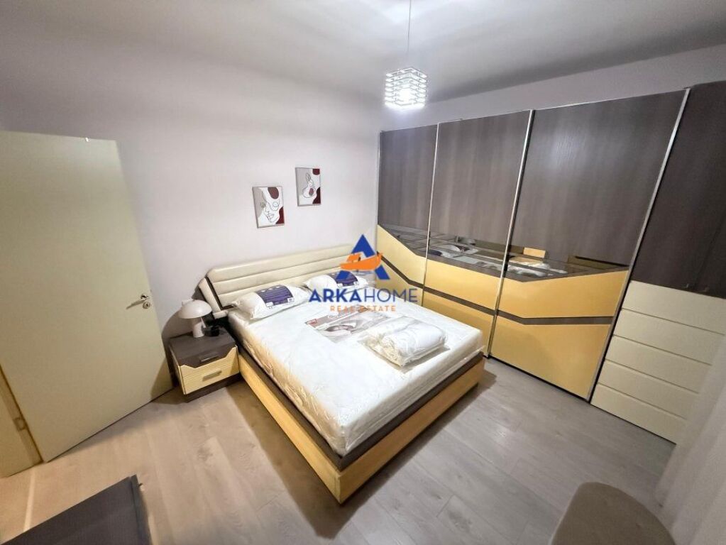 AFFITTASI APPARTAMENTO 1+1 IN VIA ALBANOPOLI 600 EURO