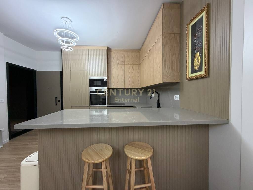 APARTMENT 3+1+2 WITH PARKING FOR RENT AT GARDEN BUILDING