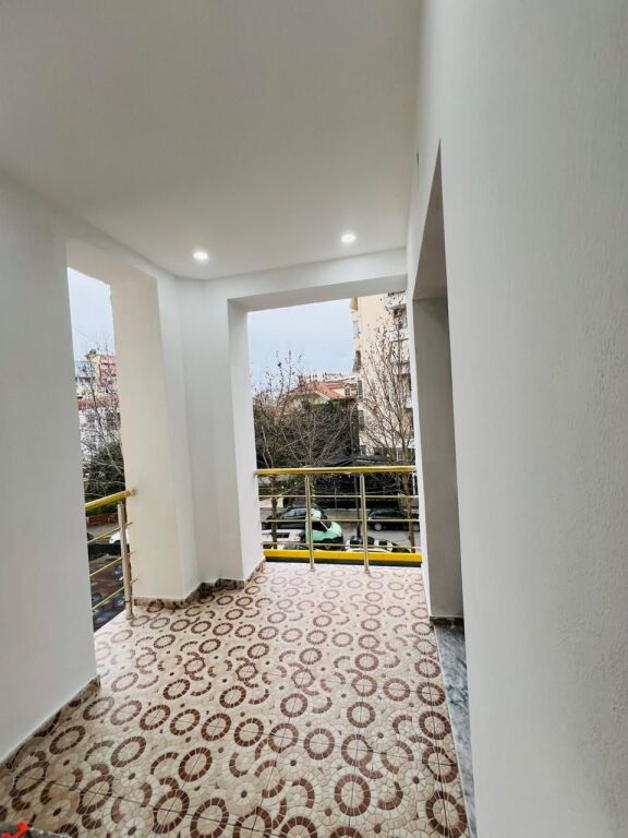 JEPET APARTAMENT ME QERA – DON BOSKO, TIRANË