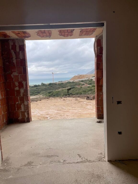 SHITET APARTAMENT 2+1 PALASE 380.000 EURO