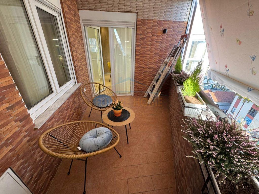 In vendita, Appartamento 2+1, Zogu i Zi, Tirane. DB63809