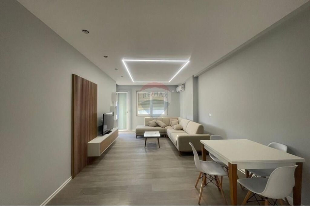 apartament me qira 1+1