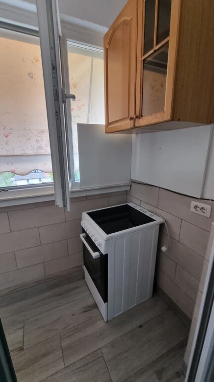 🏢Don Bosko,prane Viva Market jepet me qera apartament 1+1,i mobiluar 50,000Leke .    