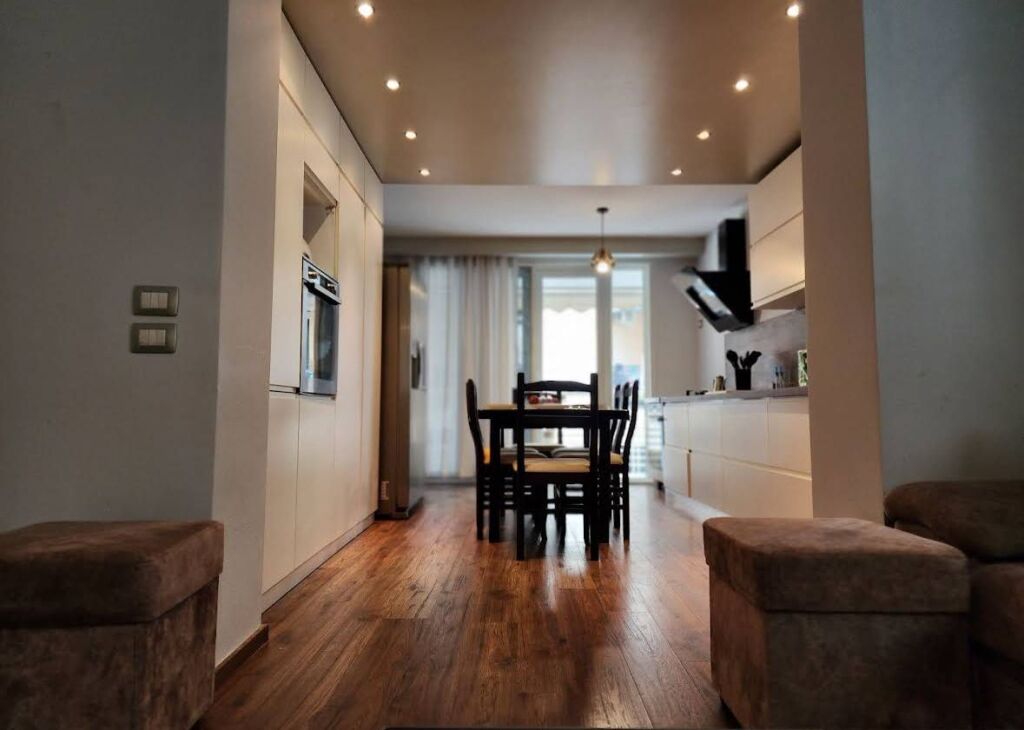 For rent 2+1 Kosovareve street 100000 lek furnished