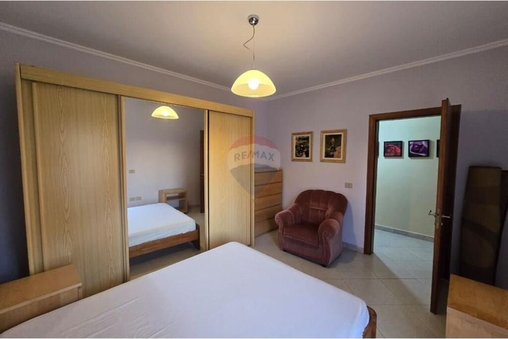 Apartment for rent 3+1+2 Paris Commune